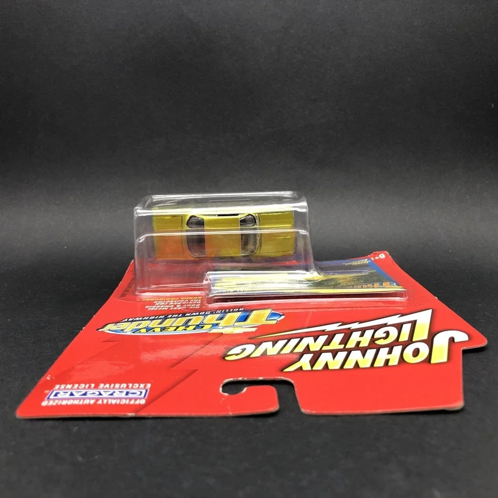 Johnny Lightning Chevy Thunder 1962 62 Chevrolet Bel Air Car Diecast  1/64 Scale